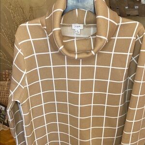 Women’s XL J. Crew Tan and White Sweater